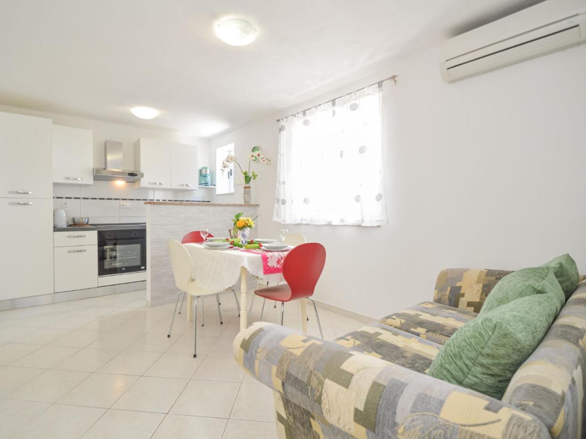 Apartment Slavica-1 By Interhome Trogir Exterior foto